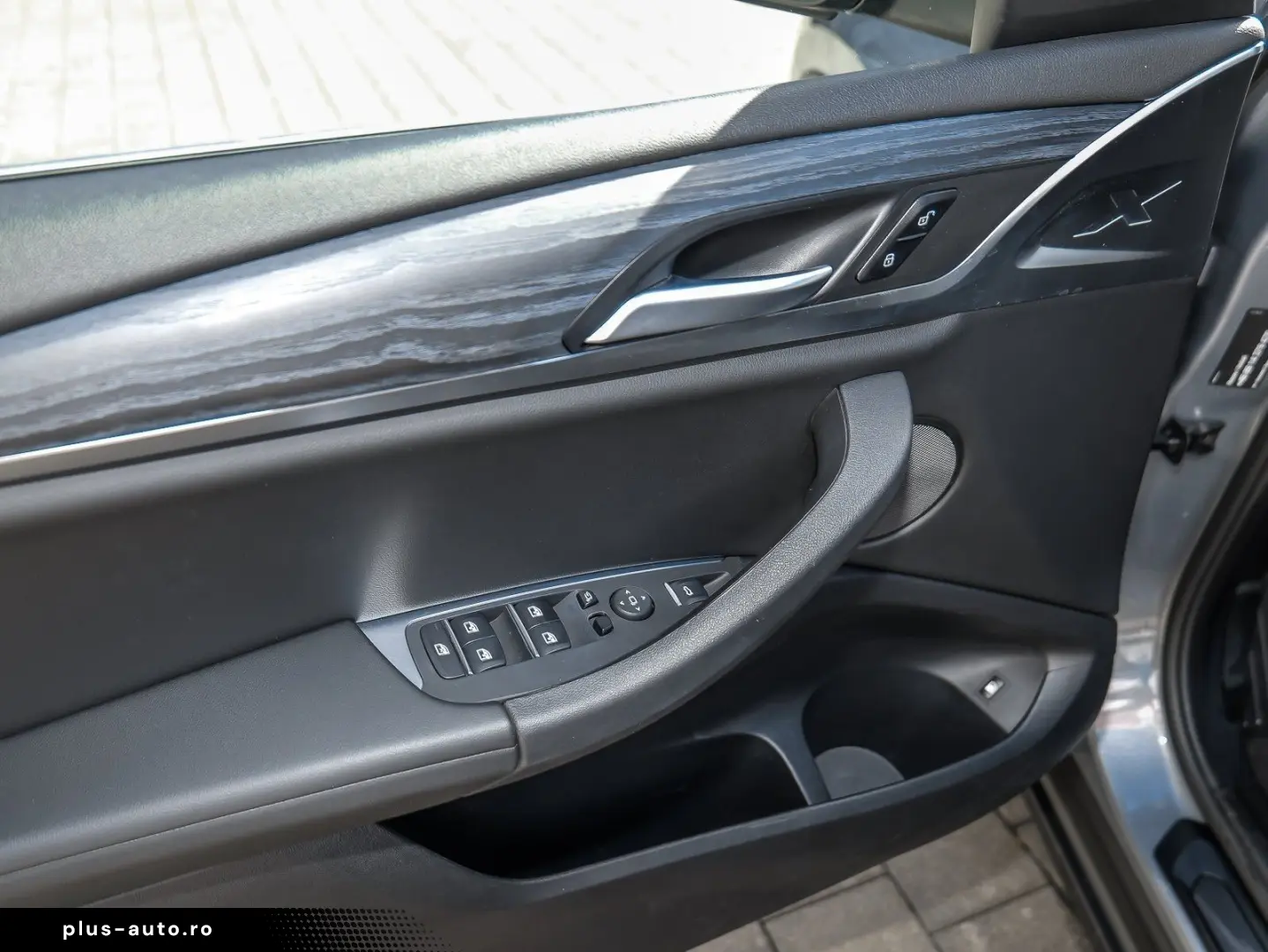 BMW X3 xDrive30e RFK NAVI LED PDC V H DAB Parkass.