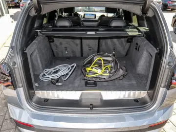 BMW X3 xDrive30e RFK NAVI LED PDC V H DAB Parkass.