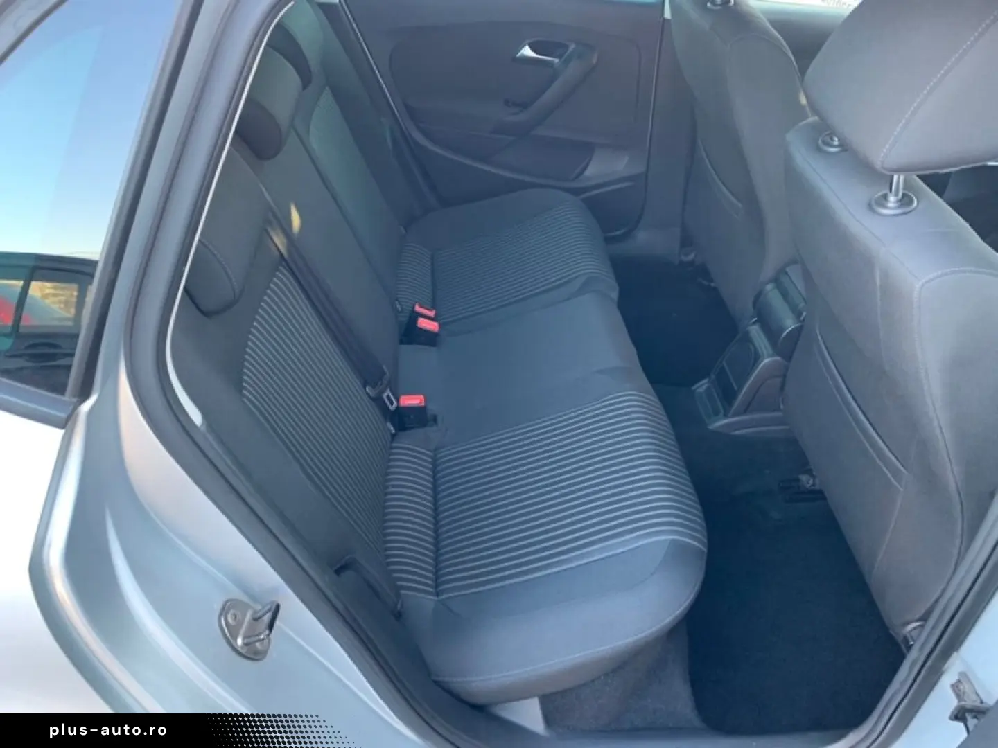 Volkswagen Polo-2010- 1.4-AUTOMATA