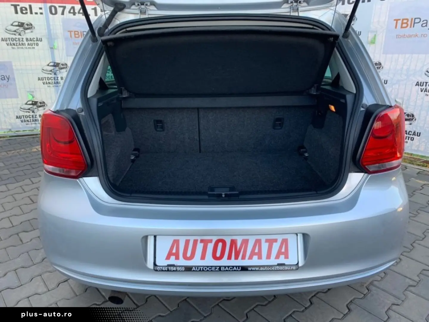 Volkswagen Polo-2010- 1.4-AUTOMATA