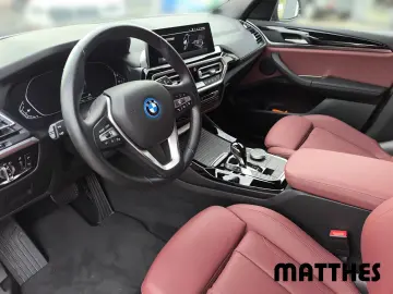 BMW X3 xDrive30e Parkassistent Head-up-Display Fernl