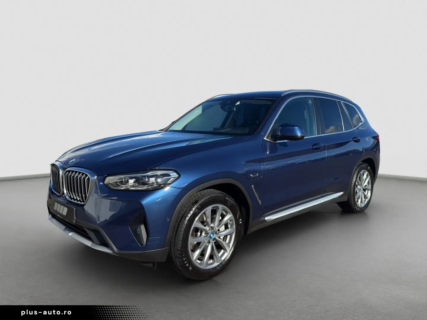 BMW X3 xDrive 30e (Navi LED Pano HUD Leder WLAN)
