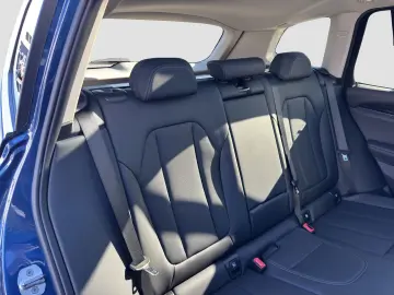 BMW X3 xDrive 30e (Navi LED Pano HUD Leder WLAN)