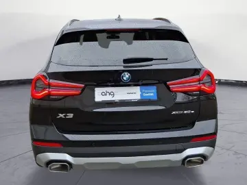 BMW X3 xDrive30e Headup-Display Navi Driving Assista