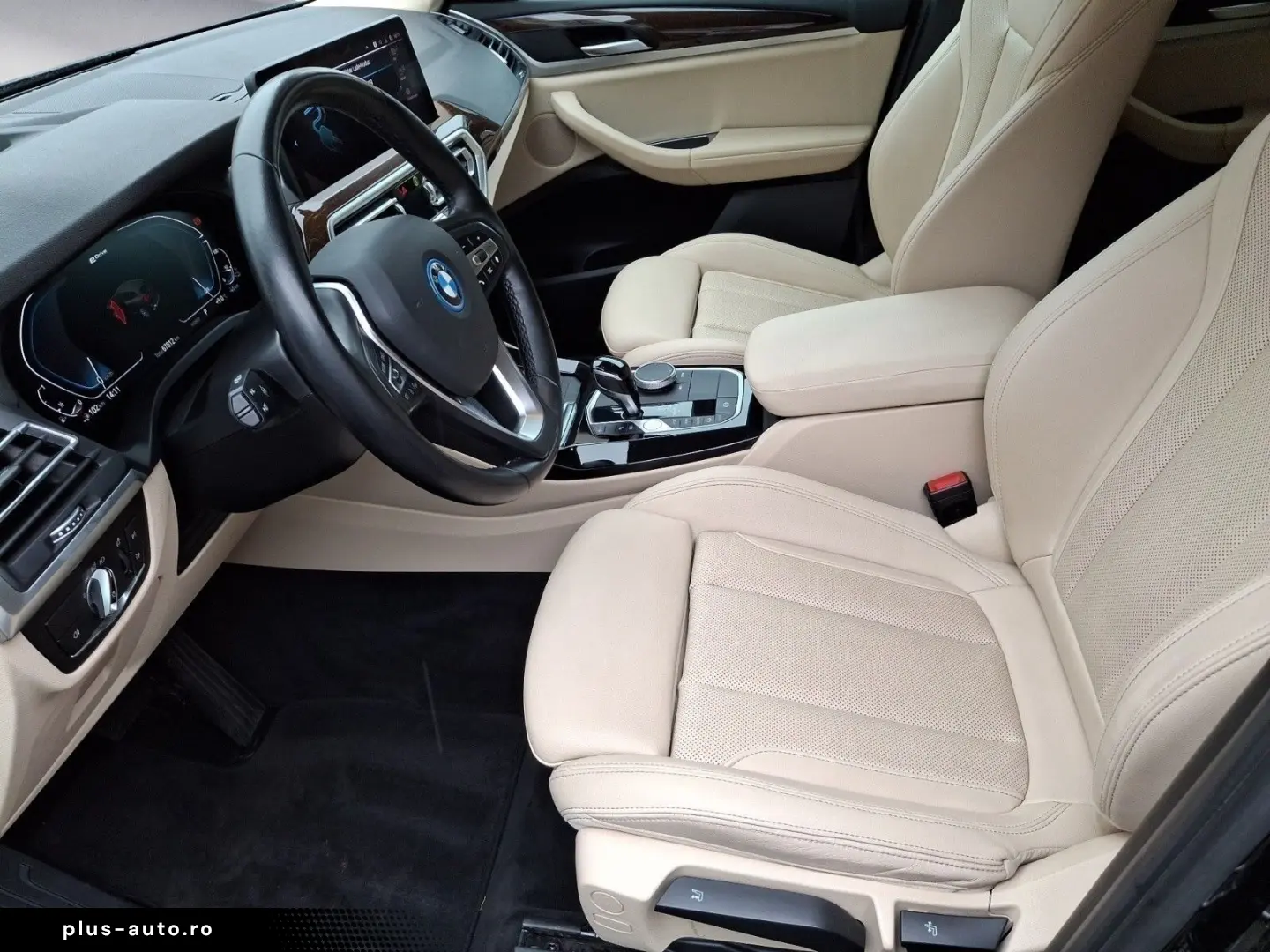 BMW X3 xDrive30e Headup-Display Navi Driving Assista