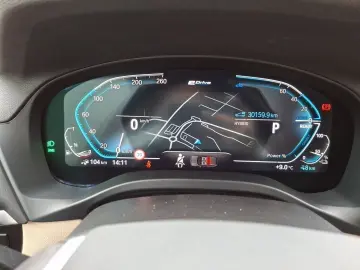 BMW X3 xDrive30e Headup-Display Navi Driving Assista