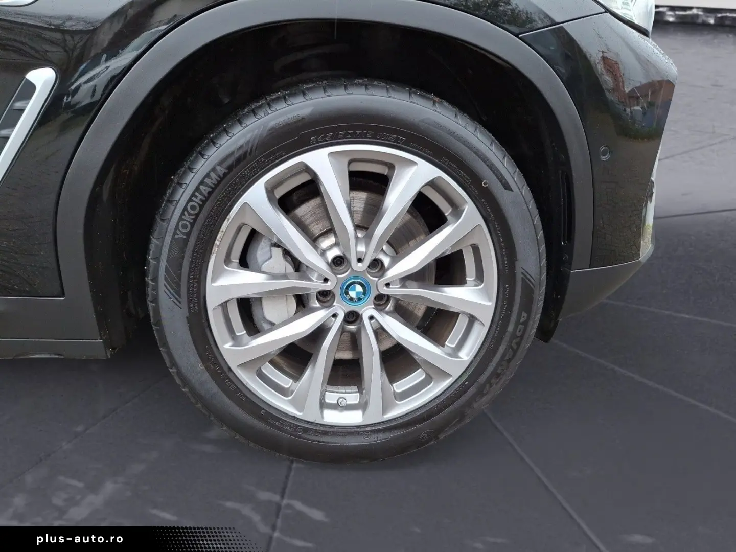 BMW X3 xDrive30e Headup-Display Navi Driving Assista