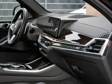 BMW X5xDr.30d M-Sport SkyPan.Nappa BLFT Mass.H K.21'