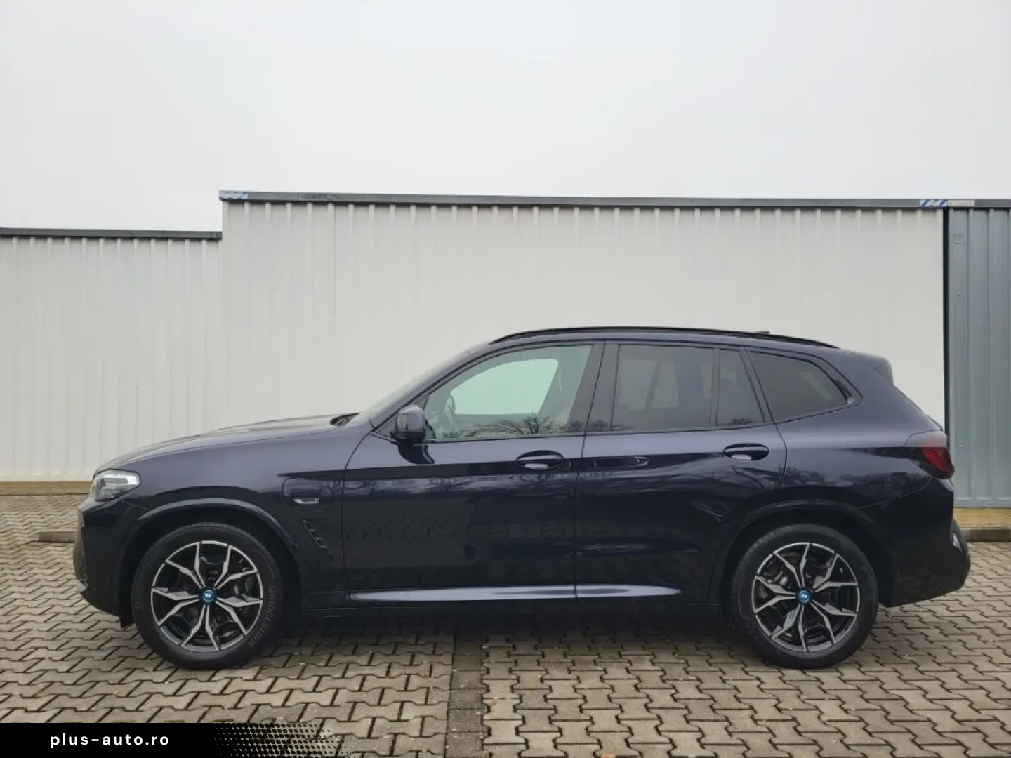 BMW X3 xDrive 30e Sportpaket HUD AHK El. Fondsitzver