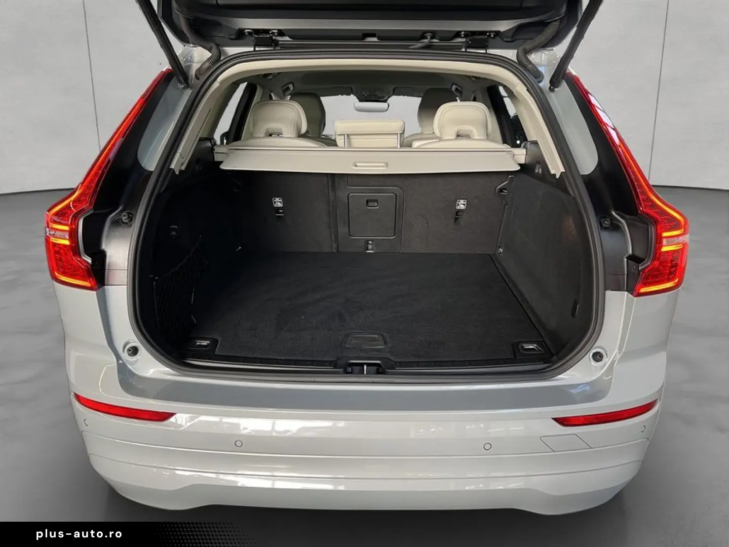 VOLVO XC60 B5 AWD Aut Lederpolsterung Hell Beige UA00