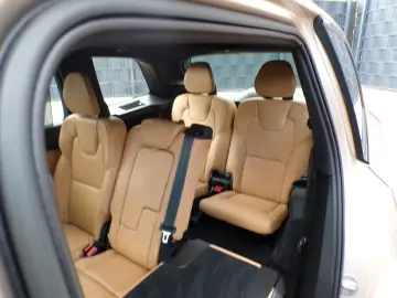 VOLVO XC90 B5 AWD R Design 7.Sitze 360  ACC Luft 22 Z.