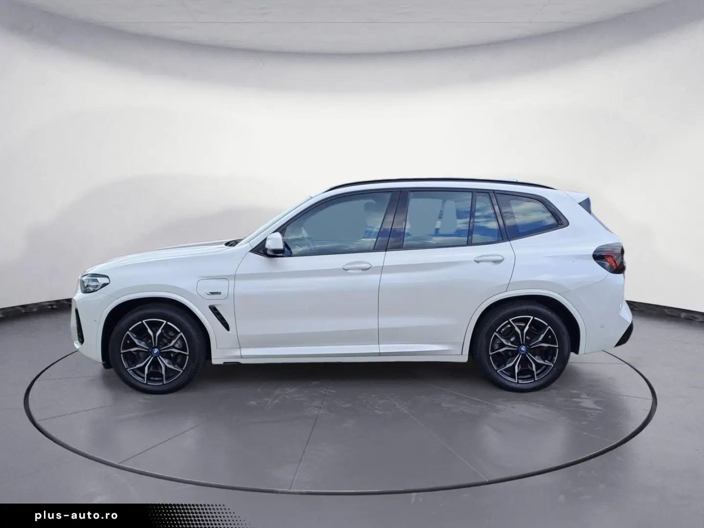 BMW X3 xDrive30e M SPORT Driving Assistant AHK HiFi