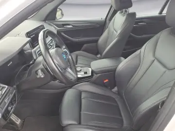 BMW X3 xDrive30e M SPORT Driving Assistant AHK HiFi