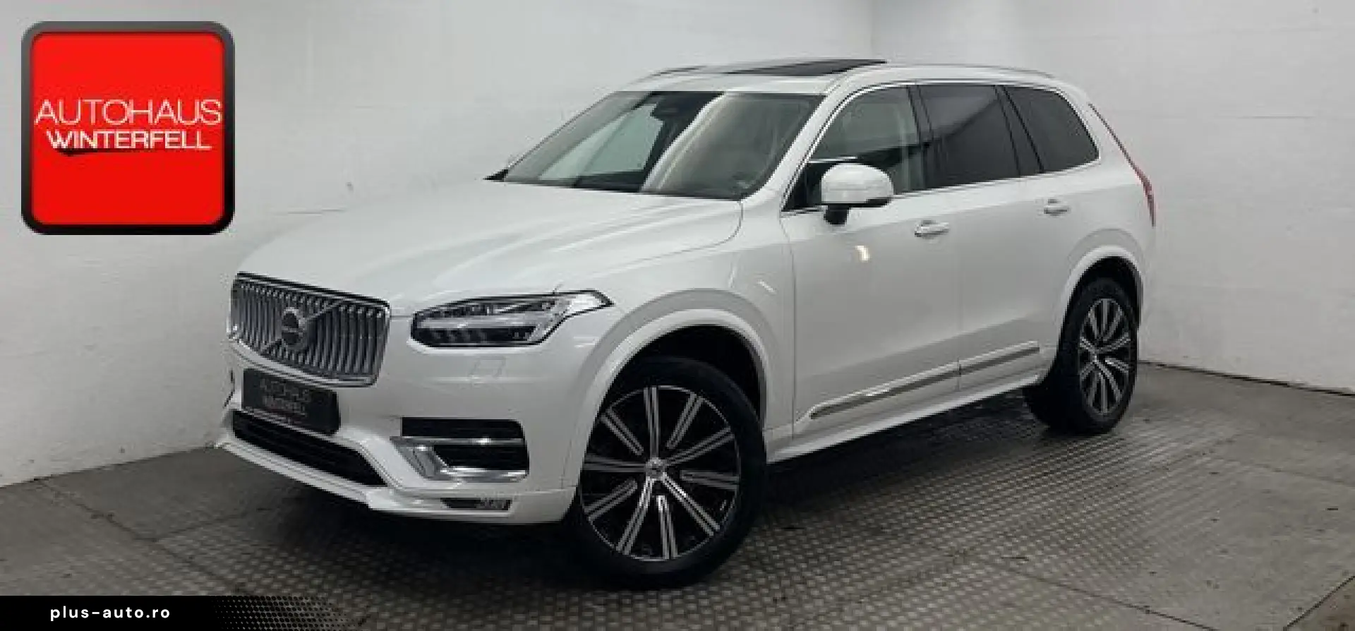 VOLVO XC90 B5 AWD ULTIMATE BRIGHT 7SITZ PANO AHK NUBUK