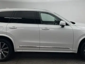 VOLVO XC90 B5 AWD ULTIMATE BRIGHT 7SITZ PANO AHK NUBUK