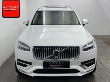 VOLVO XC90 B5 AWD ULTIMATE BRIGHT 7SITZ PANO AHK NUBUK