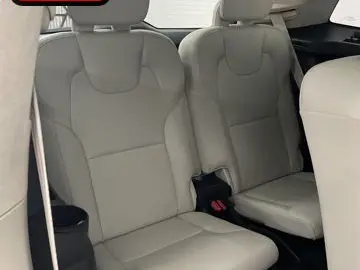 VOLVO XC90 B5 AWD ULTIMATE BRIGHT 7SITZ PANO AHK NUBUK