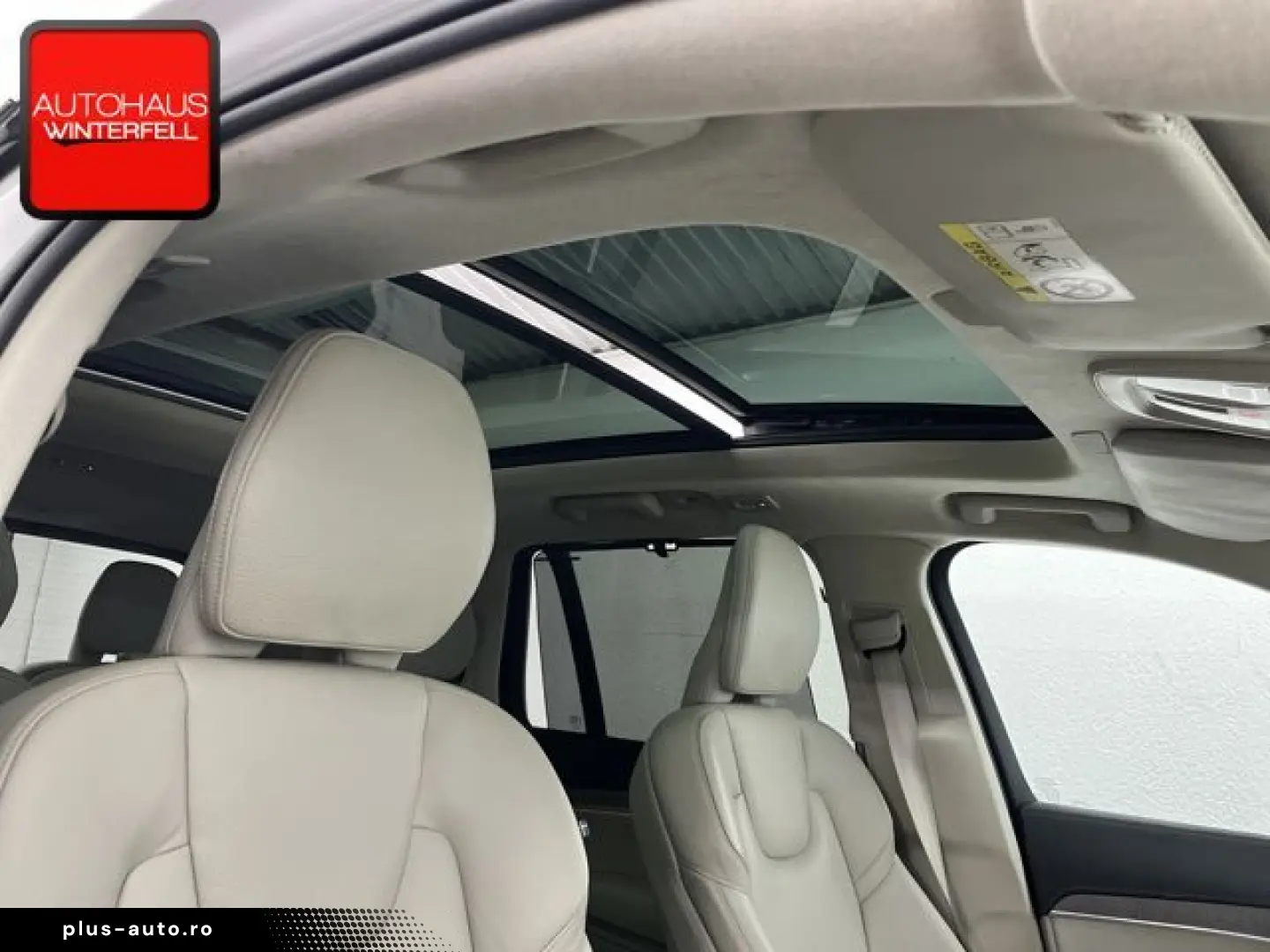 VOLVO XC90 B5 AWD ULTIMATE BRIGHT 7SITZ PANO AHK NUBUK