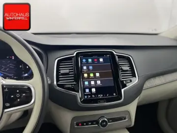 VOLVO XC90 B5 AWD ULTIMATE BRIGHT 7SITZ PANO AHK NUBUK