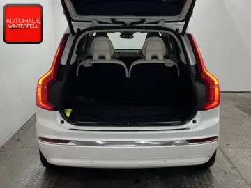 VOLVO XC90 B5 AWD ULTIMATE BRIGHT 7SITZ PANO AHK NUBUK