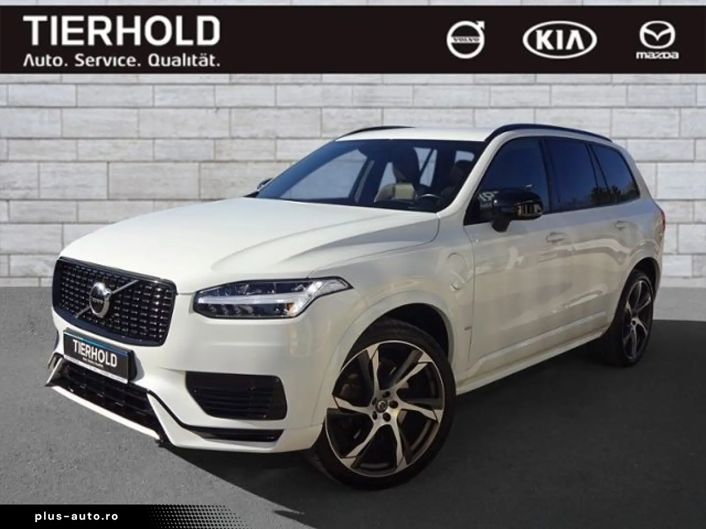 VOLVO XC90 T8 R Design Plug-In AHK Luftfw HUD ACC 22
