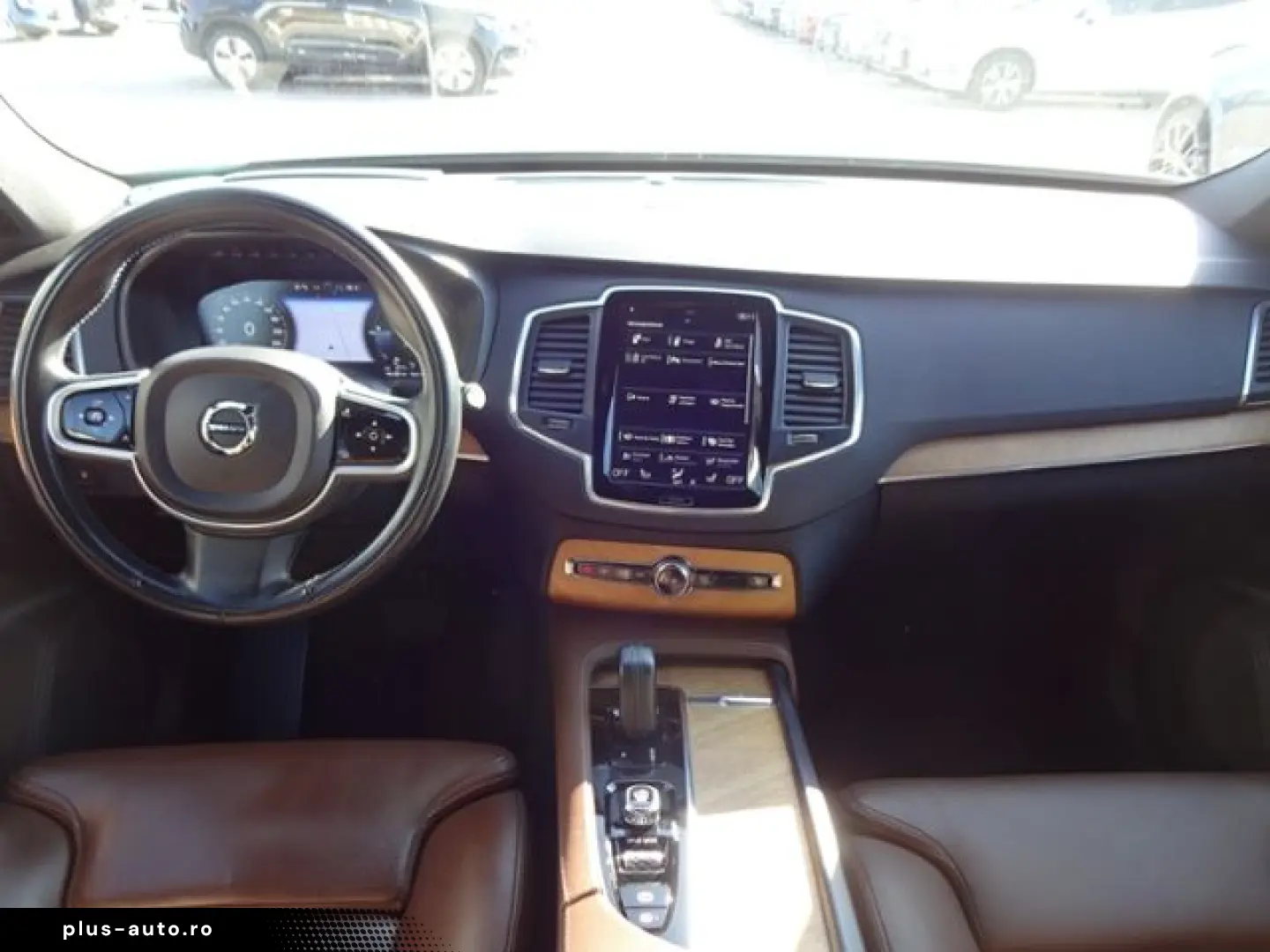 VOLVO XC90 T8 R Design Plug-In AHK Luftfw HUD ACC 22