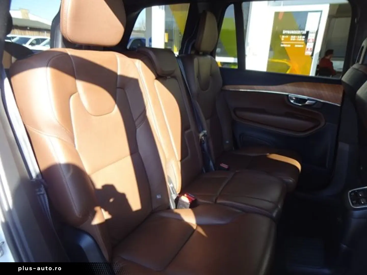 VOLVO XC90 T8 R Design Plug-In AHK Luftfw HUD ACC 22