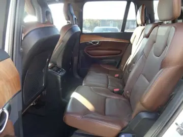 VOLVO XC90 T8 R Design Plug-In AHK Luftfw HUD ACC 22