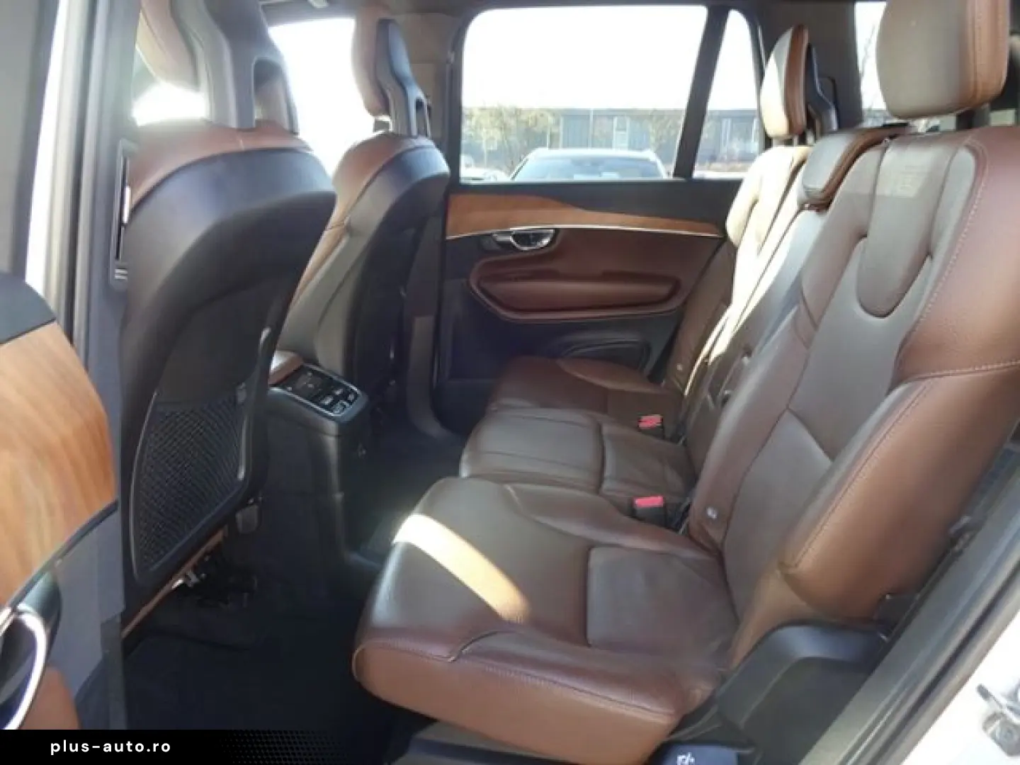 VOLVO XC90 T8 R Design Plug-In AHK Luftfw HUD ACC 22