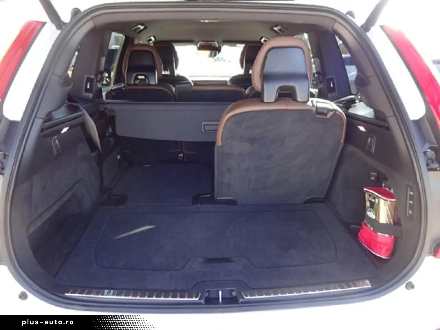 VOLVO XC90 T8 R Design Plug-In AHK Luftfw HUD ACC 22