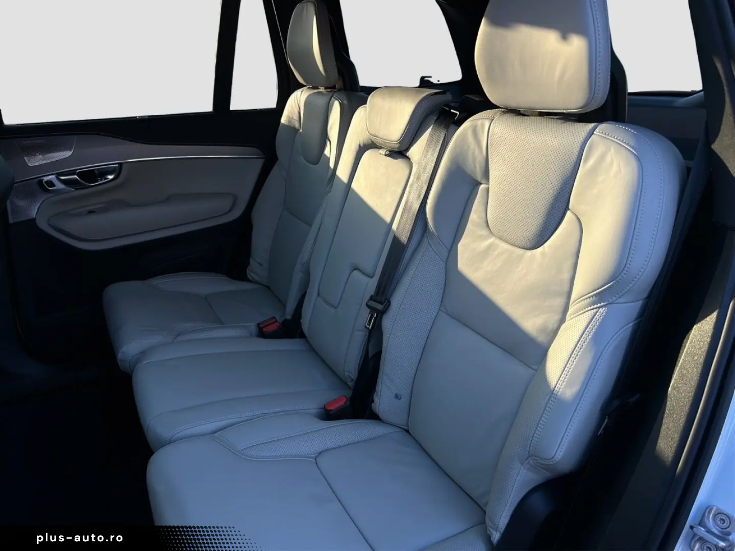 VOLVO XC90 B5 R-Design AHK Pano Four-C StHz HuD 22Zoll