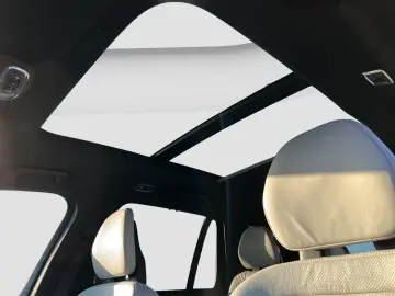 VOLVO XC90 B5 R-Design AHK Pano Four-C StHz HuD 22Zoll