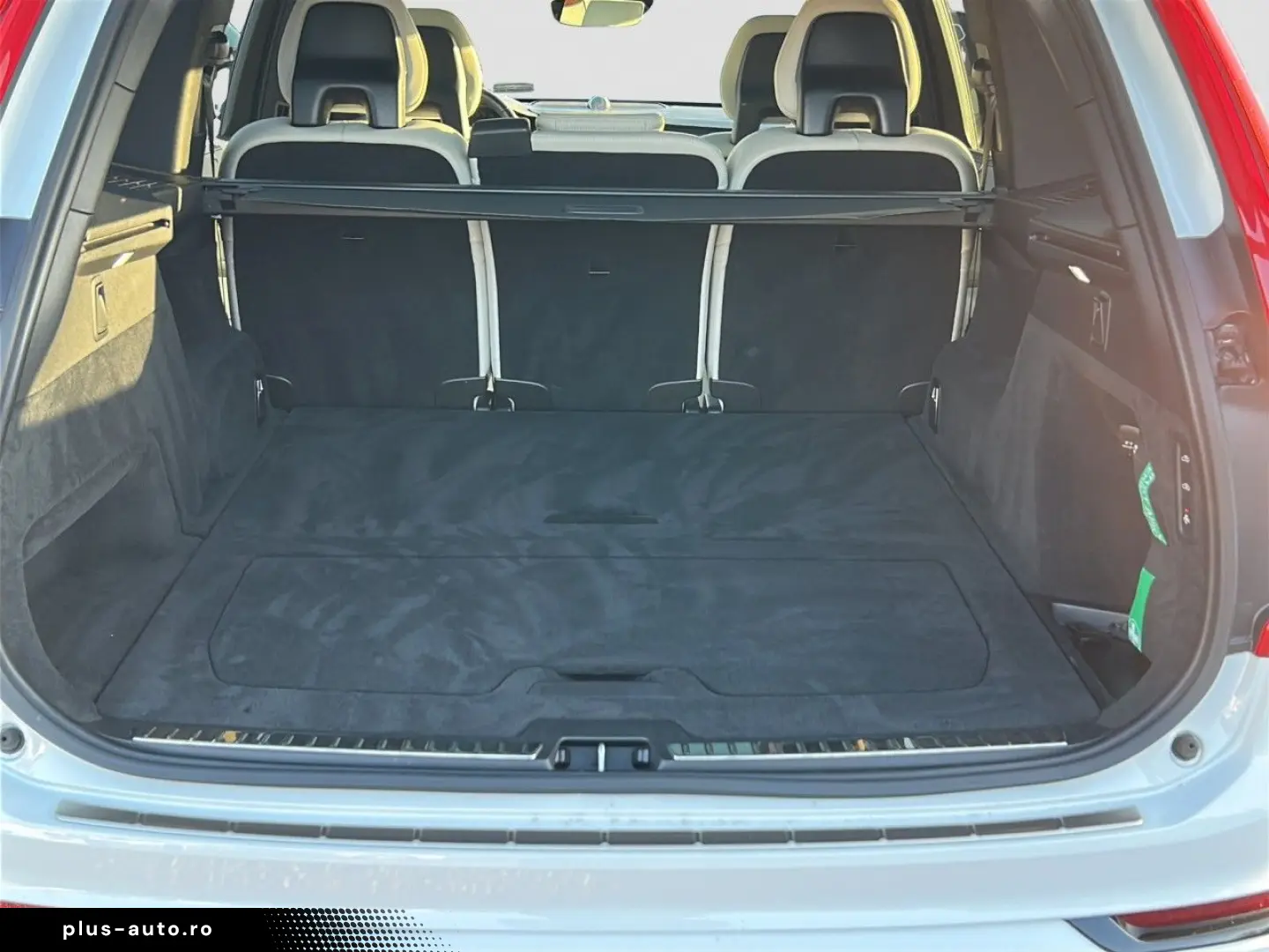 VOLVO XC90 B5 R-Design AHK Pano Four-C StHz HuD 22Zoll