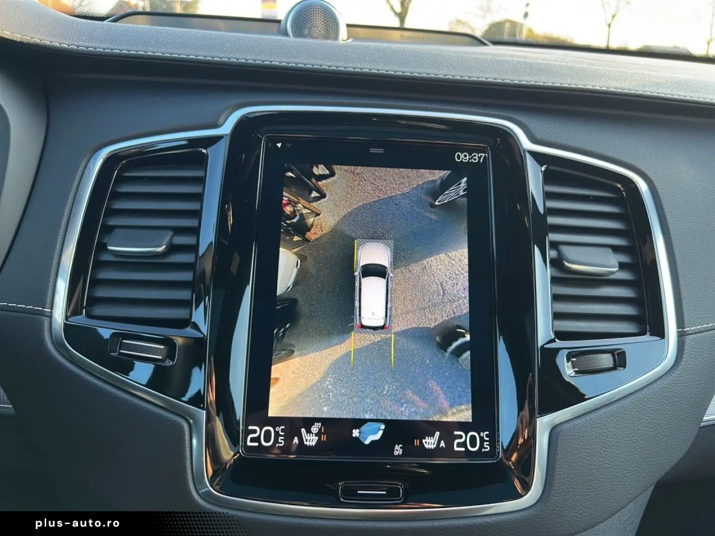 VOLVO XC90 B5 R-Design AHK Pano Four-C StHz HuD 22Zoll