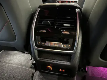 BMW XM Label Red Carbon B&W Black Frozen 23 Zoll AHK