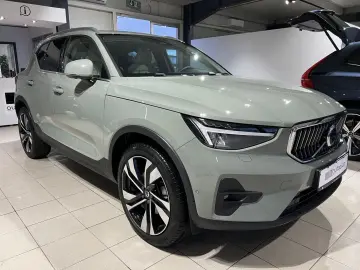 VOLVO XC40 B5 Ultimate Bright AWD ACC BLIS 360  AHK
