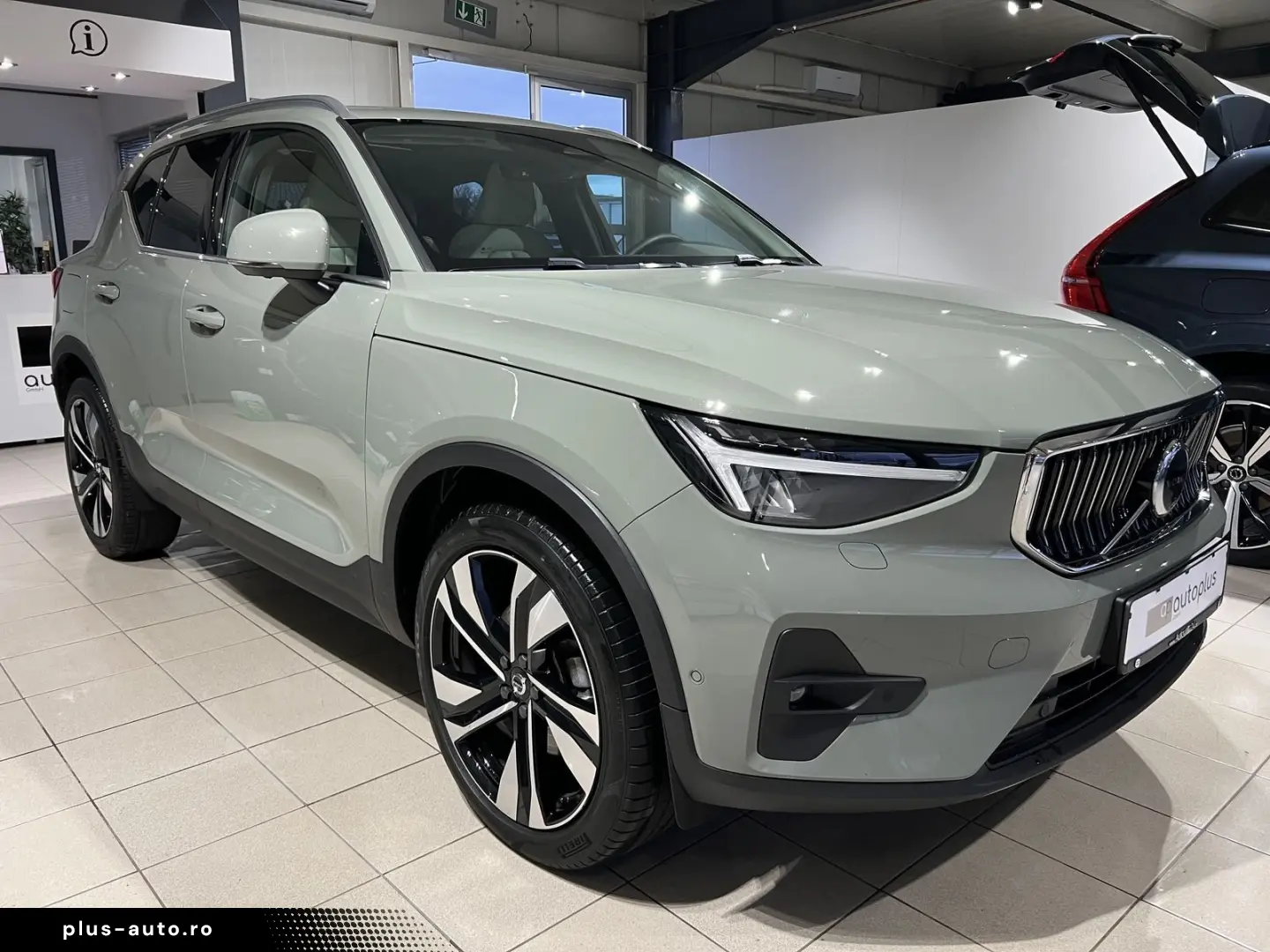 VOLVO XC40 B5 Ultimate Bright AWD ACC BLIS 360  AHK