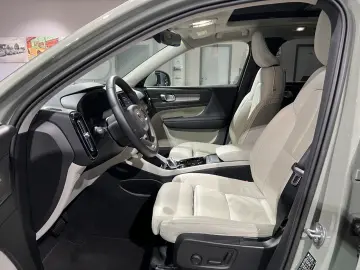 VOLVO XC40 B5 Ultimate Bright AWD ACC BLIS 360  AHK