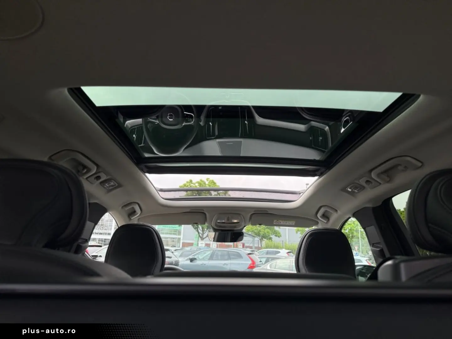 VOLVO XC60 T6 AWD Recharge Plus Dark Fahrerassistenz-P