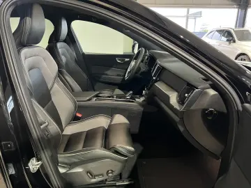 VOLVO XC60 T6 Inscription Recharge AWD Kamera Memory