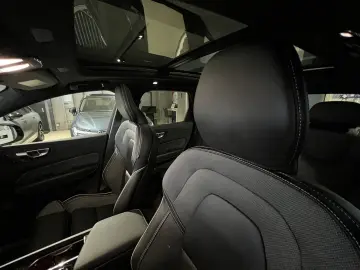 VOLVO XC60 T6 Inscription Recharge AWD Kamera Memory