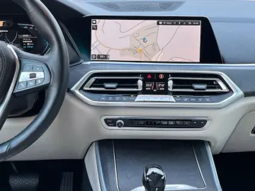 BMW X5 xDrive45e DrivingAss.Professional Edelholz