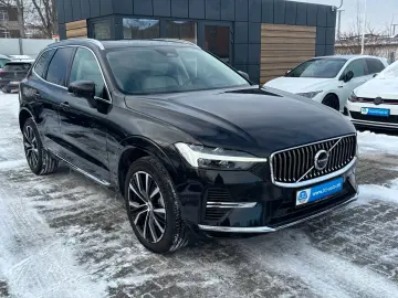 VOLVO XC60 T8 Ultimate Plug-InHybrid AWD Panorama