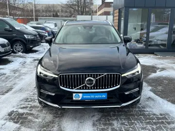 VOLVO XC60 T8 Ultimate Plug-InHybrid AWD Panorama