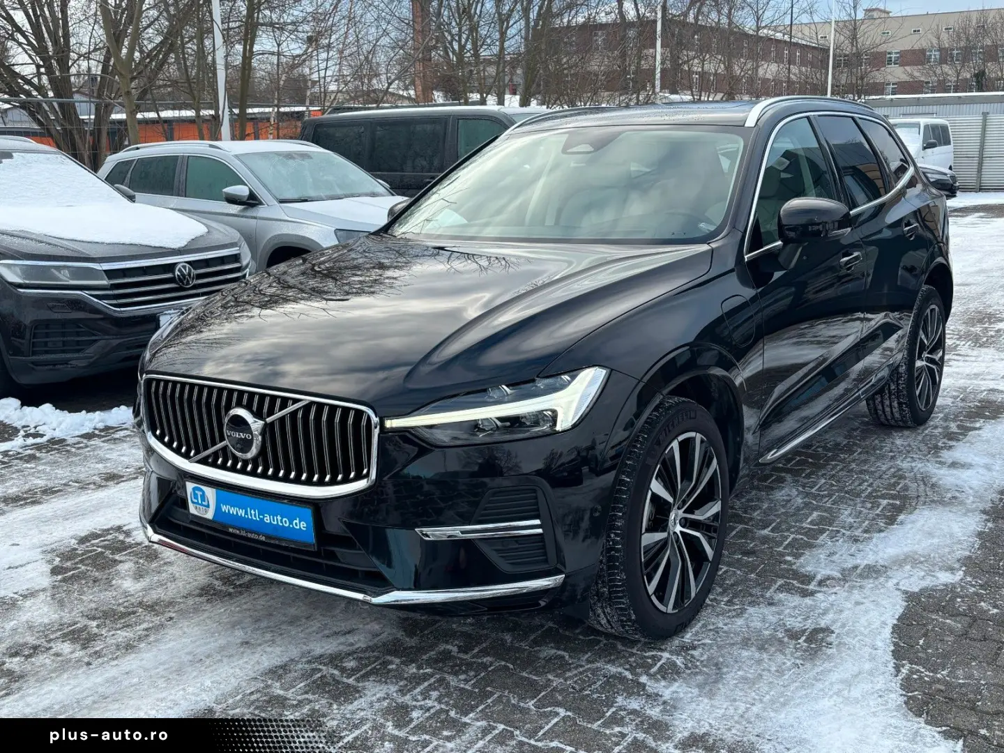 VOLVO XC60 T8 Ultimate Plug-InHybrid AWD Panorama
