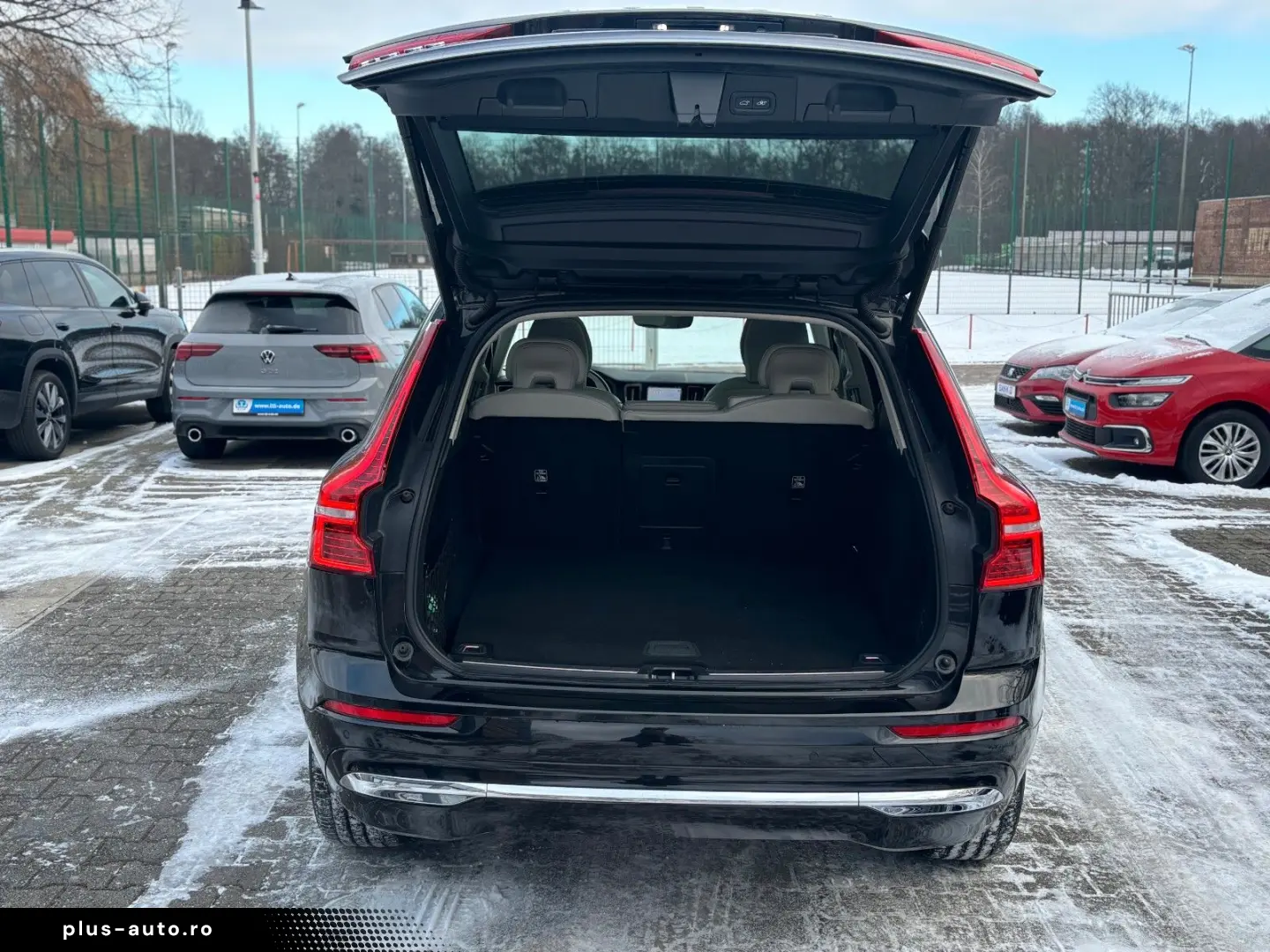 VOLVO XC60 T8 Ultimate Plug-InHybrid AWD Panorama