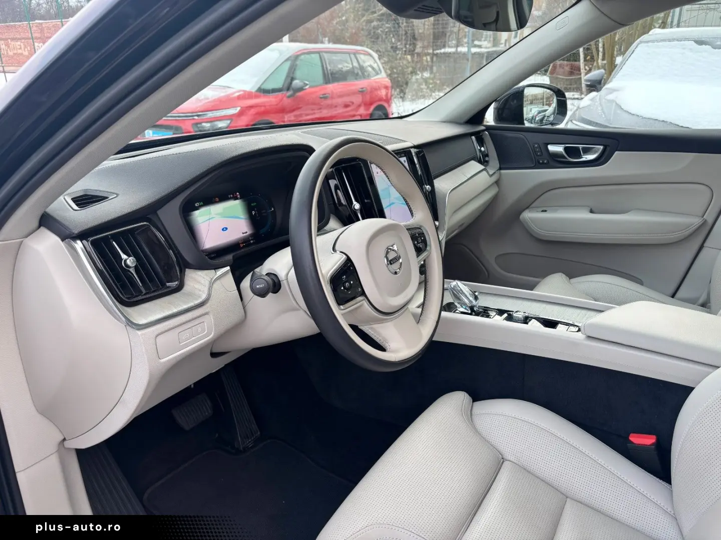 VOLVO XC60 T8 Ultimate Plug-InHybrid AWD Panorama