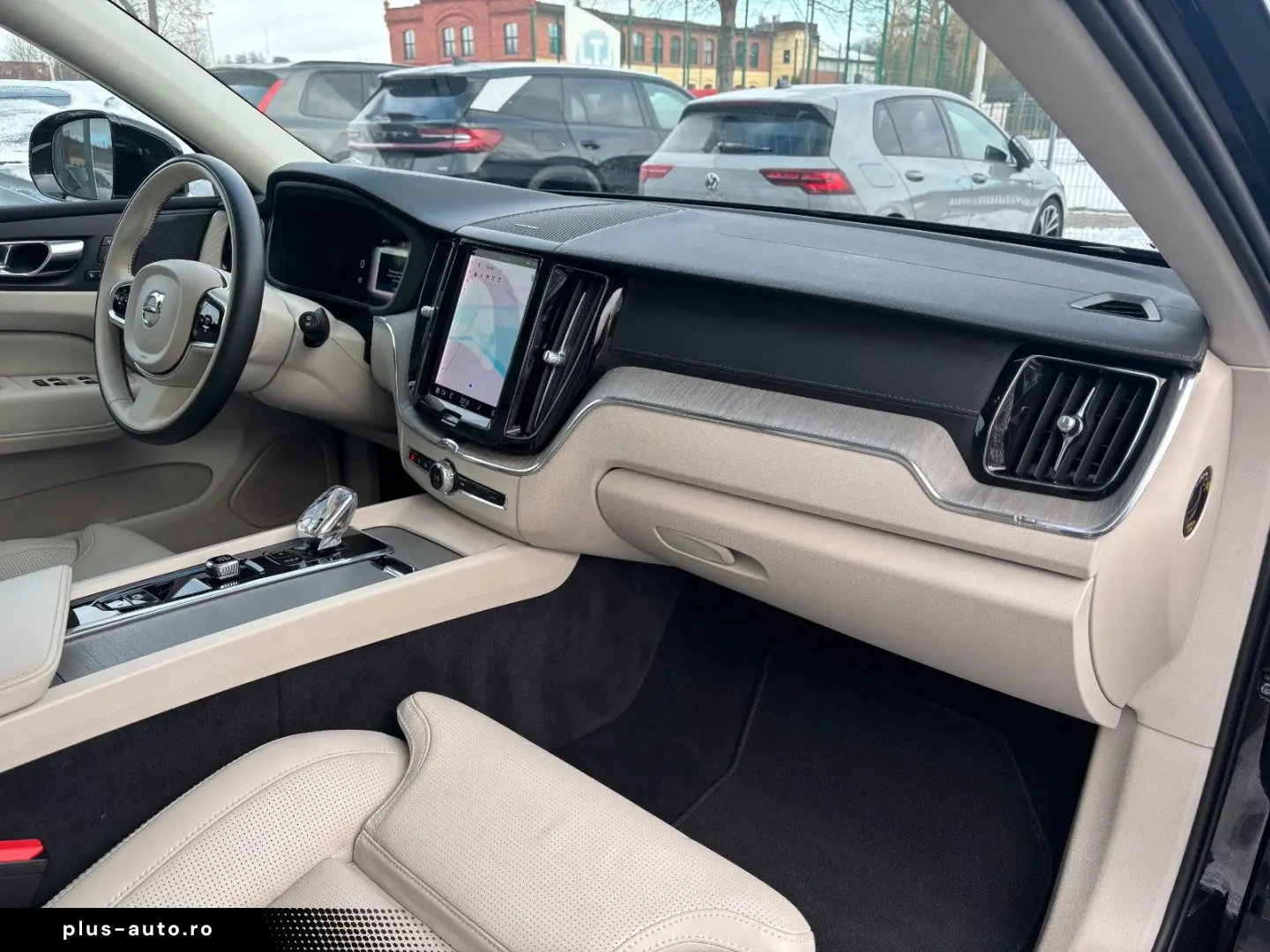 VOLVO XC60 T8 Ultimate Plug-InHybrid AWD Panorama