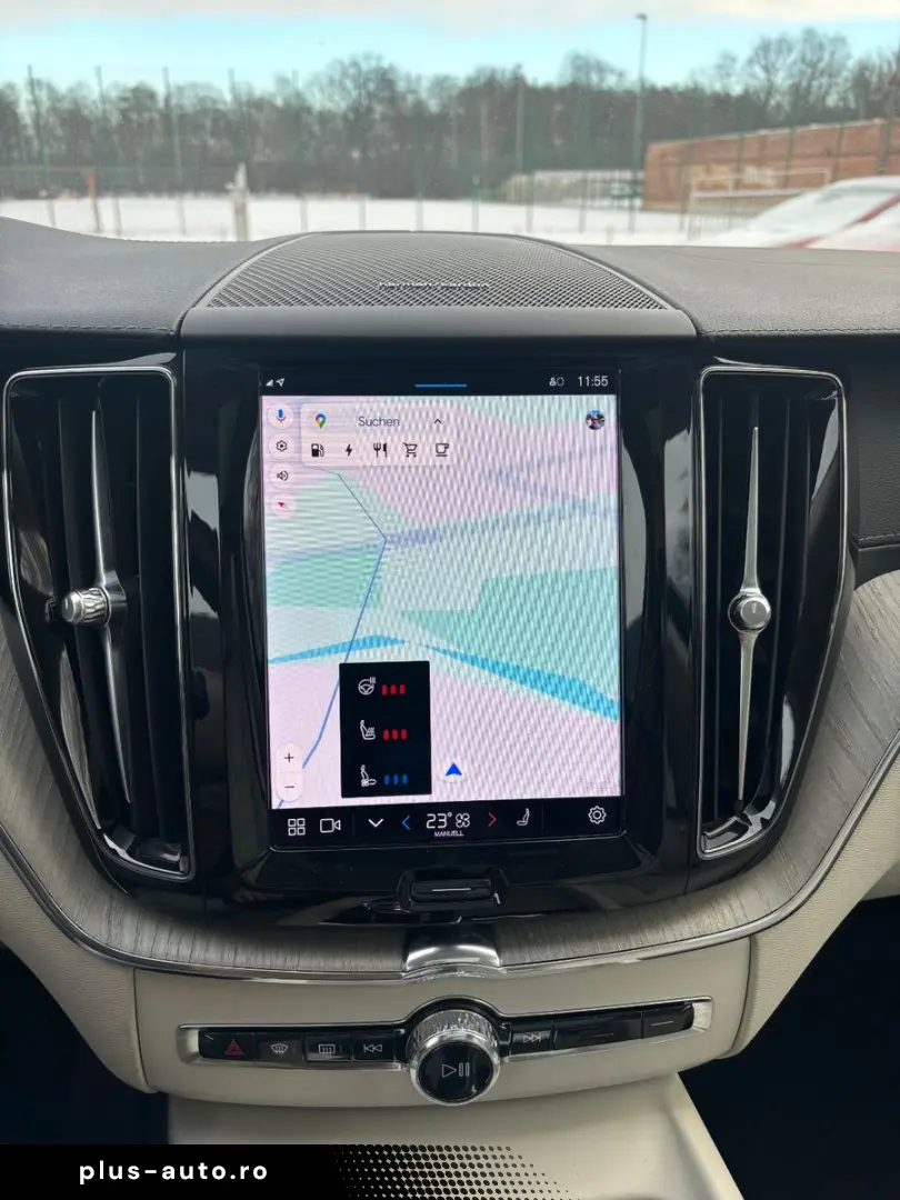 VOLVO XC60 T8 Ultimate Plug-InHybrid AWD Panorama