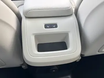 VOLVO XC60 T8 Ultimate Plug-InHybrid AWD Panorama